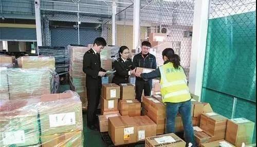 外贸企业出口防疫物资要不要经营资质？今天海关给出了明确答复！